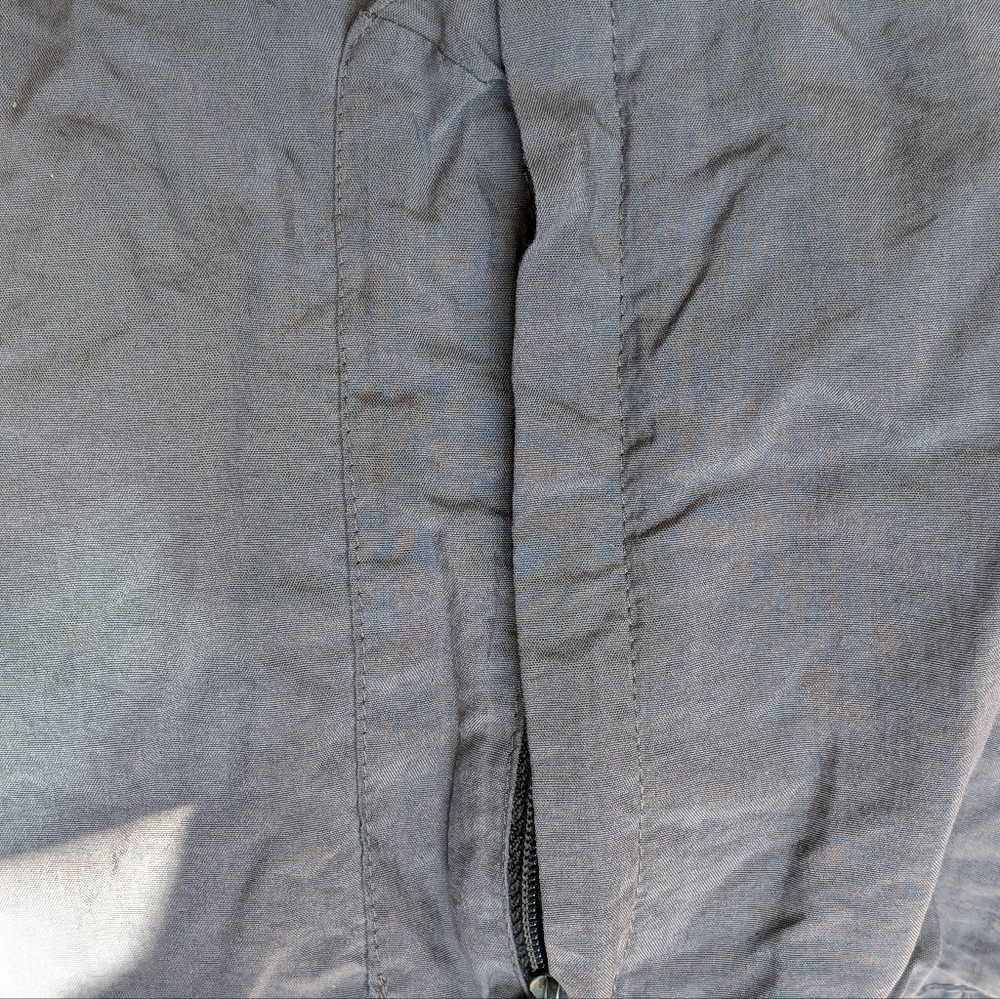 The North Face Women's size L Gray‎ Hiking Pants Zippered Pockets Drawstring - Picture 3 of 7